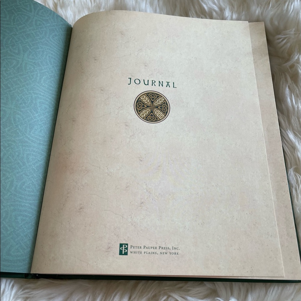Journal with Lined Pages - Picture 4 of 7